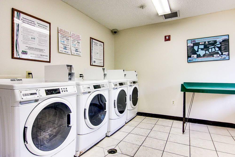 Intown Suites Extended Stay Jacksonville Fl - Baymeadows Exteriér fotografie